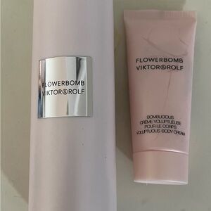 Viktor & Rolf Pink Flowerbomb Moisturizer